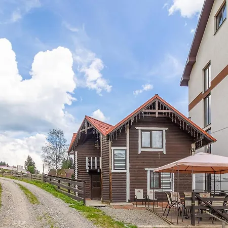 Shale Hotel Bukovel
